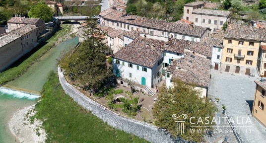 Villa unifamiliare via Santa Maria in Val d'Abisso 19, Centro, Piobbico