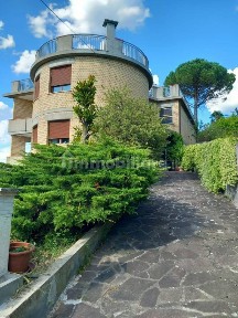 Villa unifamiliare via Giuseppe Verdi, Sassocorvaro, Sassocorvaro Auditore