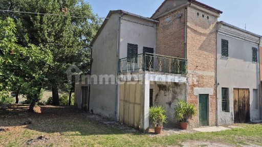 Villa unifamiliare via marche, Montefelcino