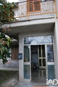 Villa unifamiliare viale PROVINCIALE, Centro, Montecalvo in Foglia