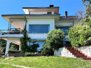 Villa unifamiliare via Circonvallazione, 30, Auditore, Sassocorvaro Auditore