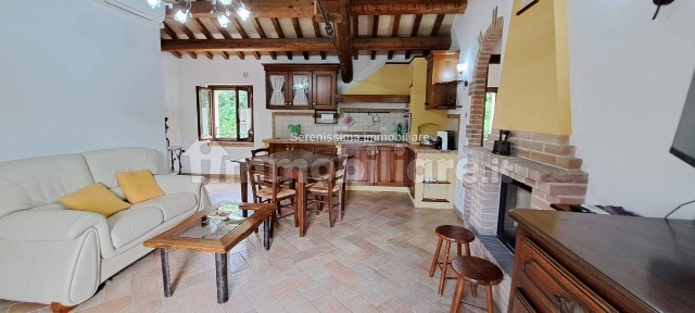 Villa bifamiliare via Pontevecchio, Vallefoglia