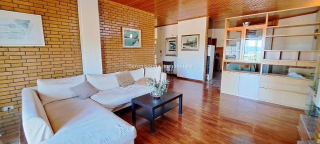 Appartamento in villa via Boccalaro, Sant'Angelo In Lizzola, Vallefoglia