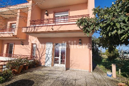 Villa bifamiliare via Arenaria, Candelara, Pesaro