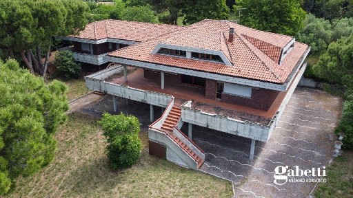 Villa unifamiliare via del Pettirosso, 10, Ledimar - Baratoff, Pesaro