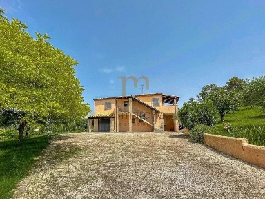 Villa unifamiliare viale Ungheria, Centro, Mondavio