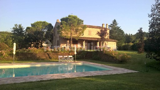 Villa unifamiliare via Ciro Pavisa 33, Mombaroccio
