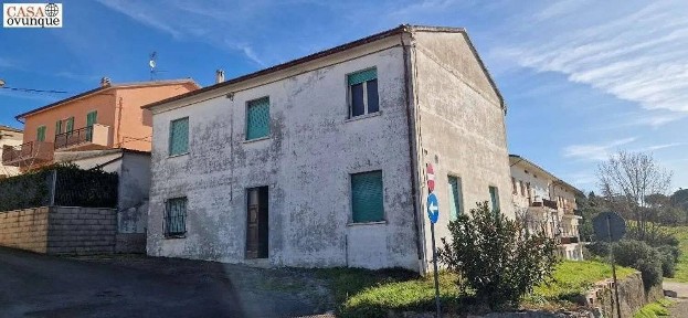 Villa unifamiliare, da ristrutturare, 180 m², Centro, Mondavio