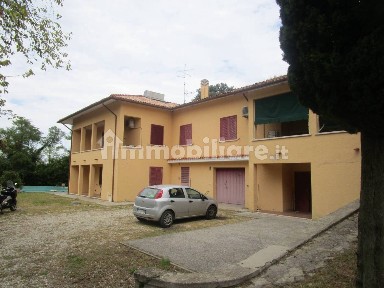 Villa unifamiliare Strada di Roncosambaccio, Trebbiantico, Pesaro