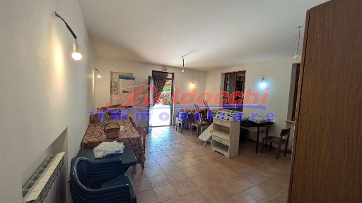 Villa plurifamiliare, ottimo stato, 200 m², Cuccurano - Carrara, Fano