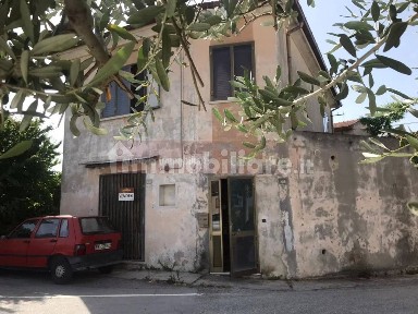 Villa unifamiliare Strada Del Rosario, 1, Cerasa, San Costanzo