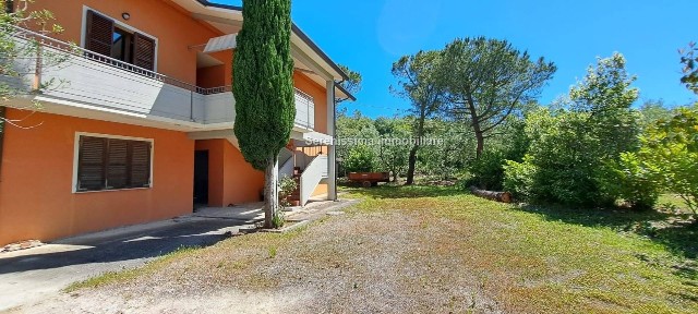 Villa plurifamiliare, buono stato, 380 m², Sant'Angelo In Lizzola, Vallefoglia