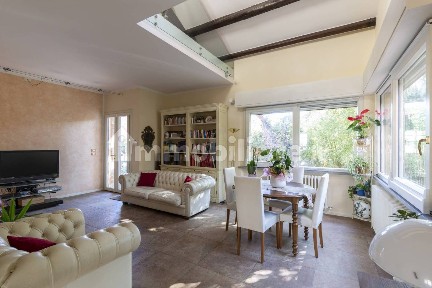 Villa unifamiliare, ottimo stato, 350 m², Porto, Pesaro