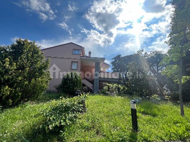 Villa bifamiliare Strada del Trebbio Sconfitta, Candelara, Pesaro