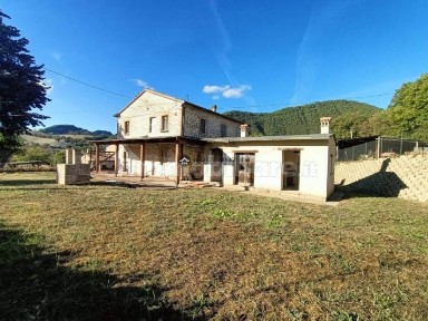 Villa unifamiliare via Bellaguardia, Fossombrone