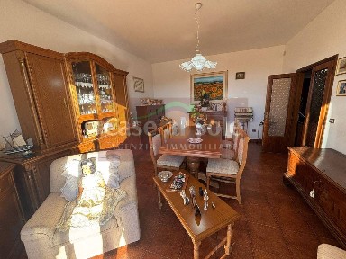 Villa unifamiliare via Giuseppe Garibaldi, Centro, Mondavio