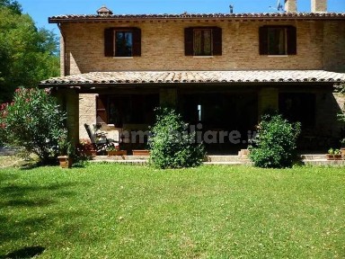 Villa unifamiliare piazza Della Repubblica, Centro, Urbino