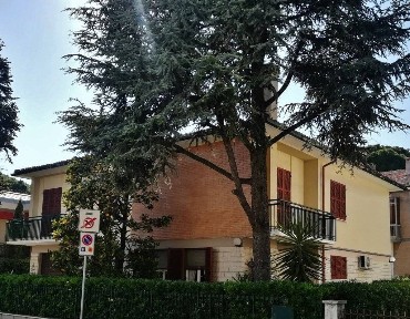 Villa unifamiliare, buono stato, 380 m², Passeggi - Don Gentili, Fano