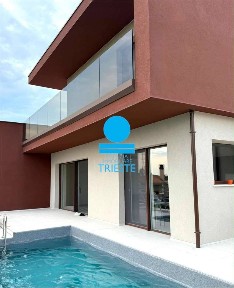 Villa unifamiliare, nuova, 325 m², Monte San Bartolo, Pesaro