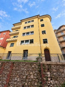 Quadrilocale via Oddi Sforza, Semicentro - Stazione, Perugia