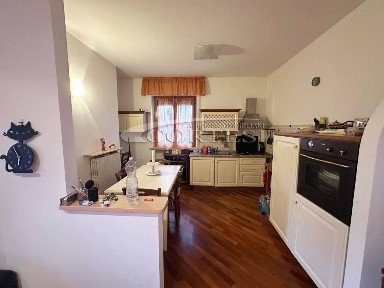 Quadrilocale via ospedalicchio 36, Selci Lama, San Giustino