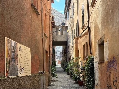 Quadrilocale via del cortone, Centro Storico, Perugia