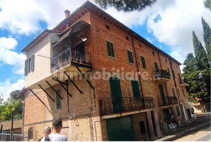 Appartamento all'asta via Petrarca, 14, Castiglione del Lago