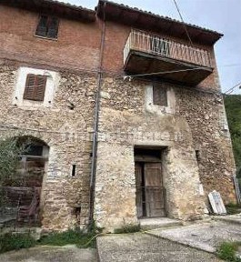Appartamento all'asta frazione Cese, Spoleto