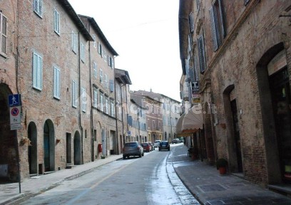 Città della Pieve, Via Vannucci, 103
