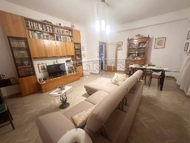 Quadrilocale via toscanini 6, Centro, San Giustino