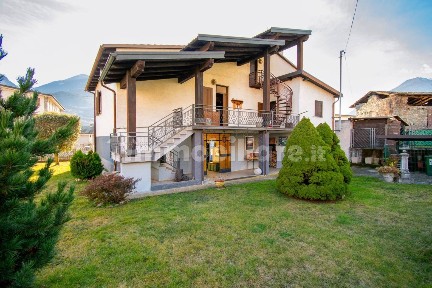 Villa unifamiliare via Gandoni 28, Poggiridenti Piano, Poggiridenti