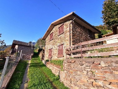Villa unifamiliare via Mellarolo, Sacco, Cosio Valtellino