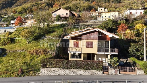 Dubino, Via Calchera, 9