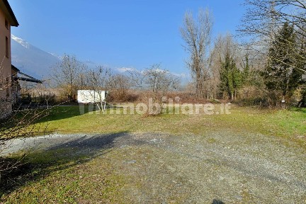 Samolaco, Via Giumello, 10
