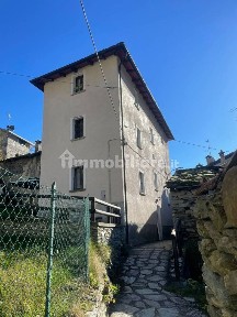 Villa bifamiliare Marveggia, Spriana