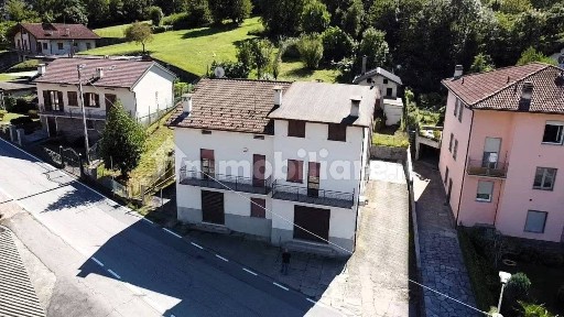 Villa plurifamiliare via Corna in Piano 407, Centro, Colorina
