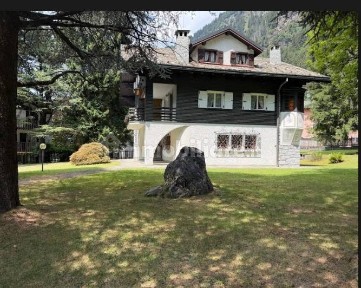 Villa unifamiliare via Acero 1, Centro, Campodolcino