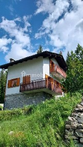 Villa unifamiliare Sabbionaccio, Chiesa in Valmalenco