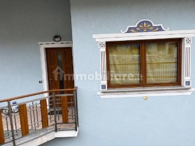Villa bifamiliare via Grigioni 4, Castione, Castione Andevenno