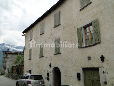 Villa unifamiliare, ottimo stato, 290 m², Sondrio