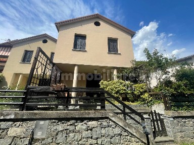 Villa unifamiliare dell'era, Cercino
