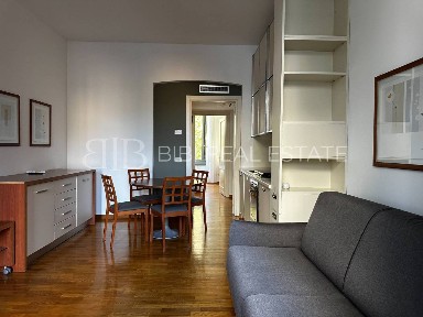 Bilocale via Correggio 41, De Angeli, Milano